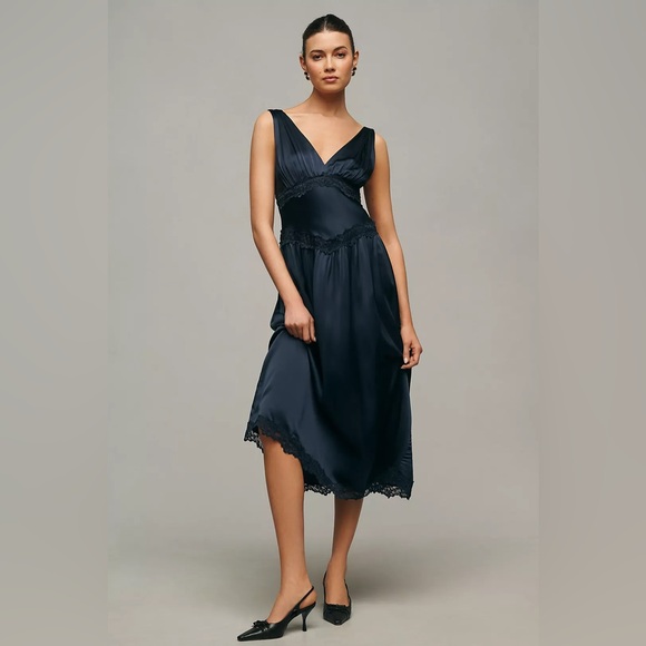 Reformation Dresses & Skirts - Reformation Stasia Sleeveless Silk Midi Dress in Navy